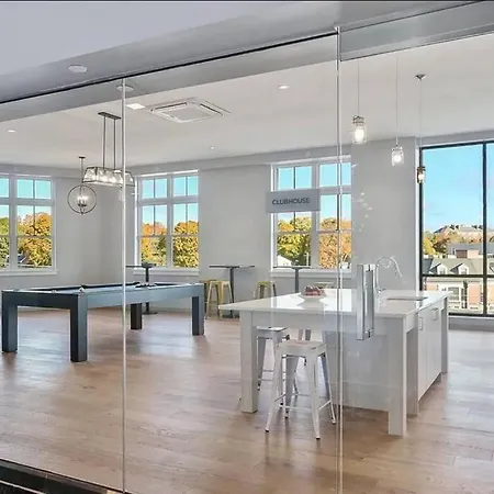 Luxury Apartment With Gym, Steps From Commuter Rail #4011 Reading Exterior photo