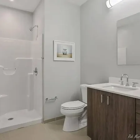 Luxury Apartment With Gym, Steps From Commuter Rail #4011 Reading Exterior photo